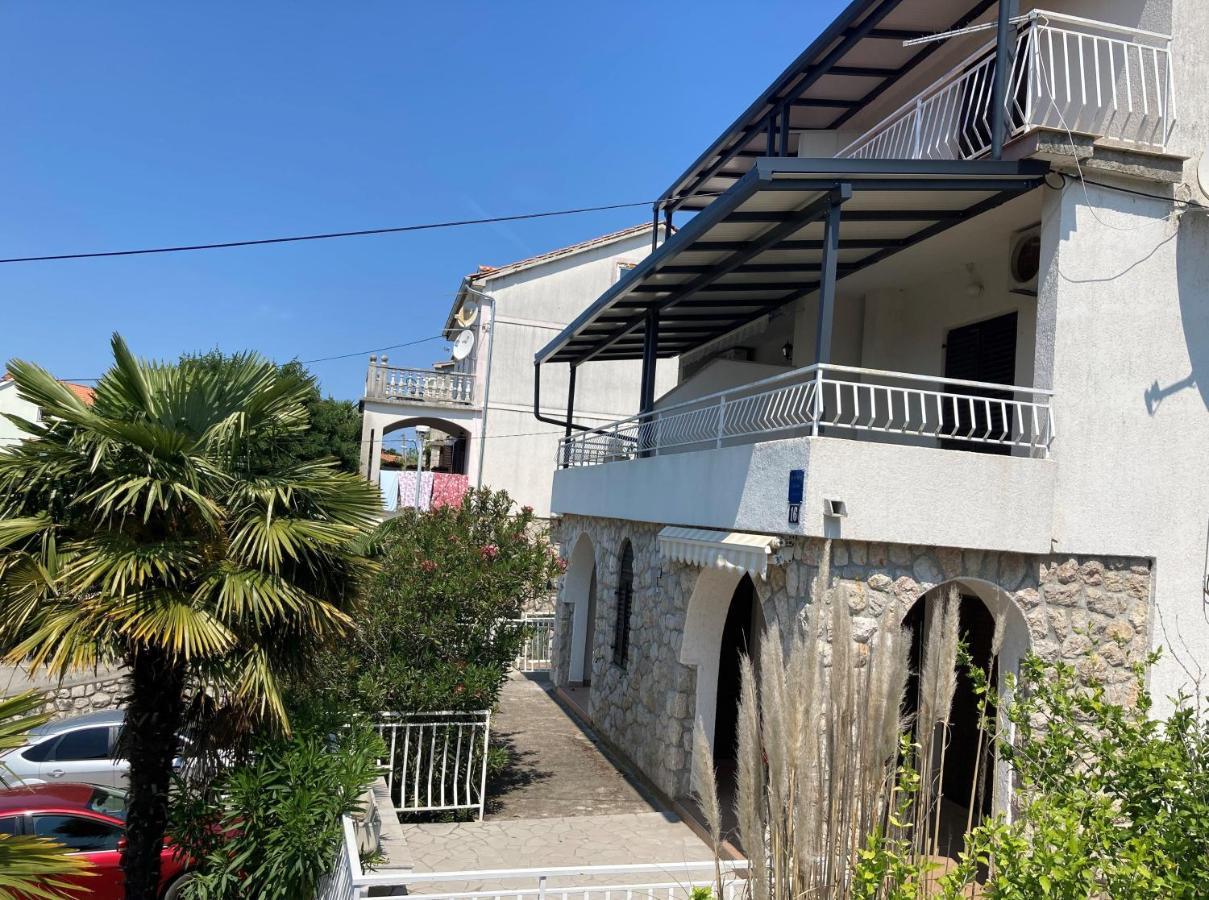 Apartment Jasna B Omišalj Dış mekan fotoğraf