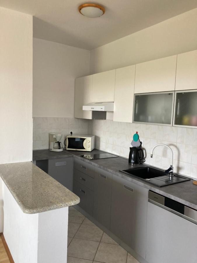 Apartment Jasna B Omišalj Dış mekan fotoğraf