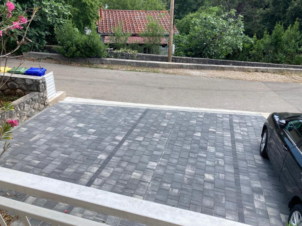 Apartment Jasna B Omišalj Dış mekan fotoğraf