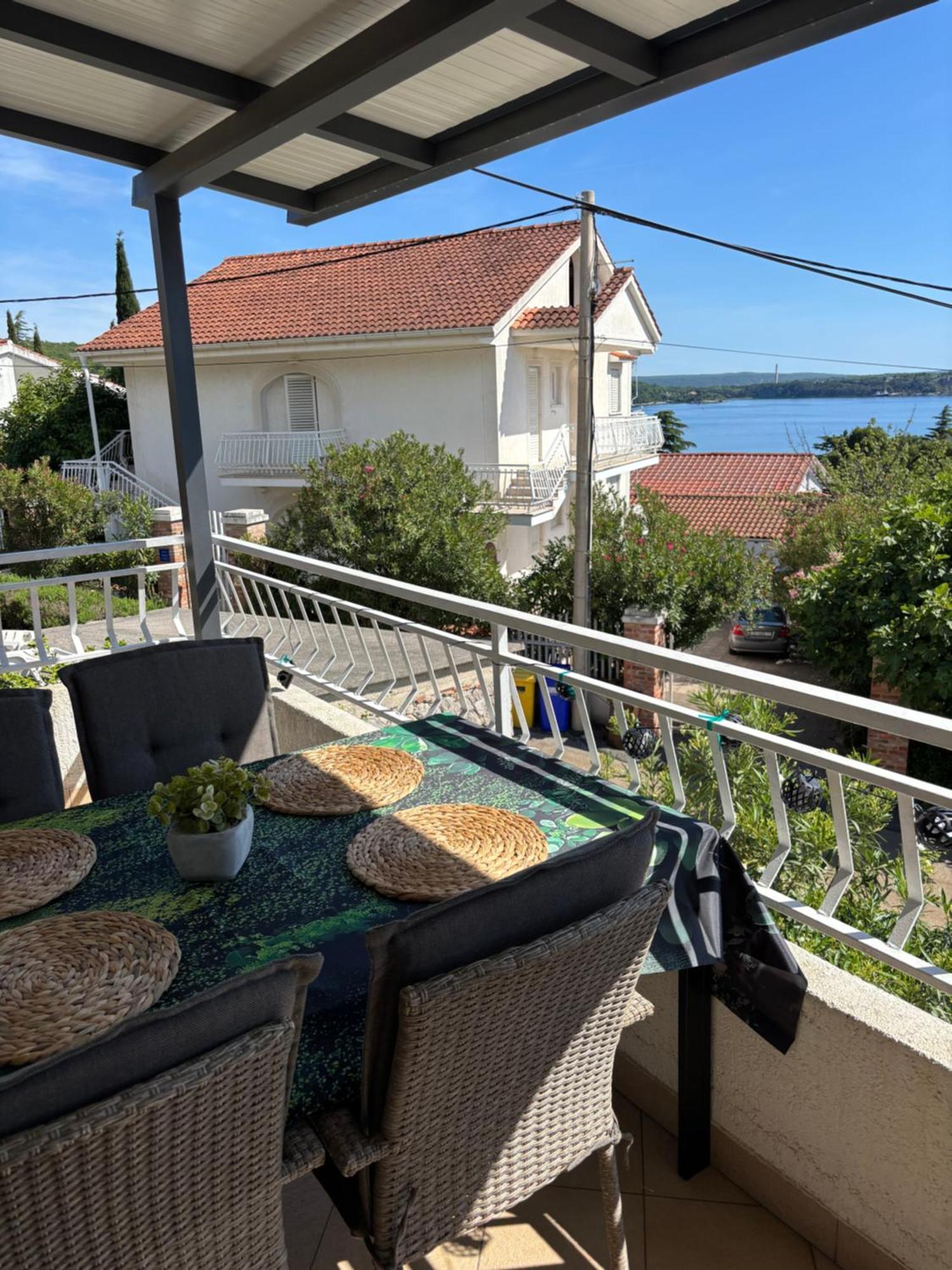 Apartment Jasna B Omišalj Dış mekan fotoğraf