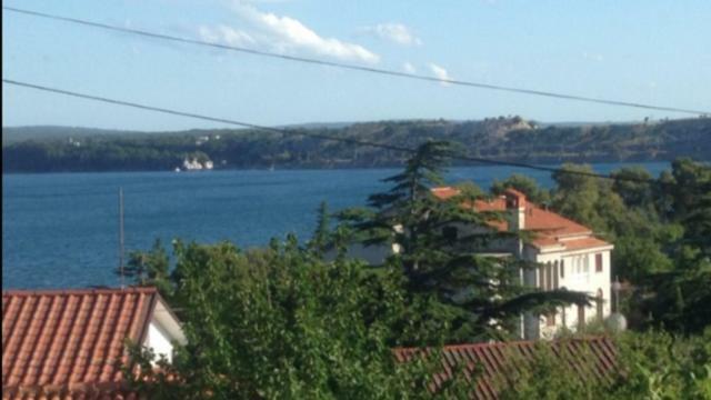 Apartment Jasna B Omišalj Dış mekan fotoğraf
